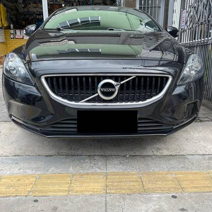 VOLVO V40 2.0 T4 KINETIC GASOLINA 4P AUTOMÁTICO VOLVO V40 2.0 T4 KINETIC GASOLINA 4P AUTOMÁTICO